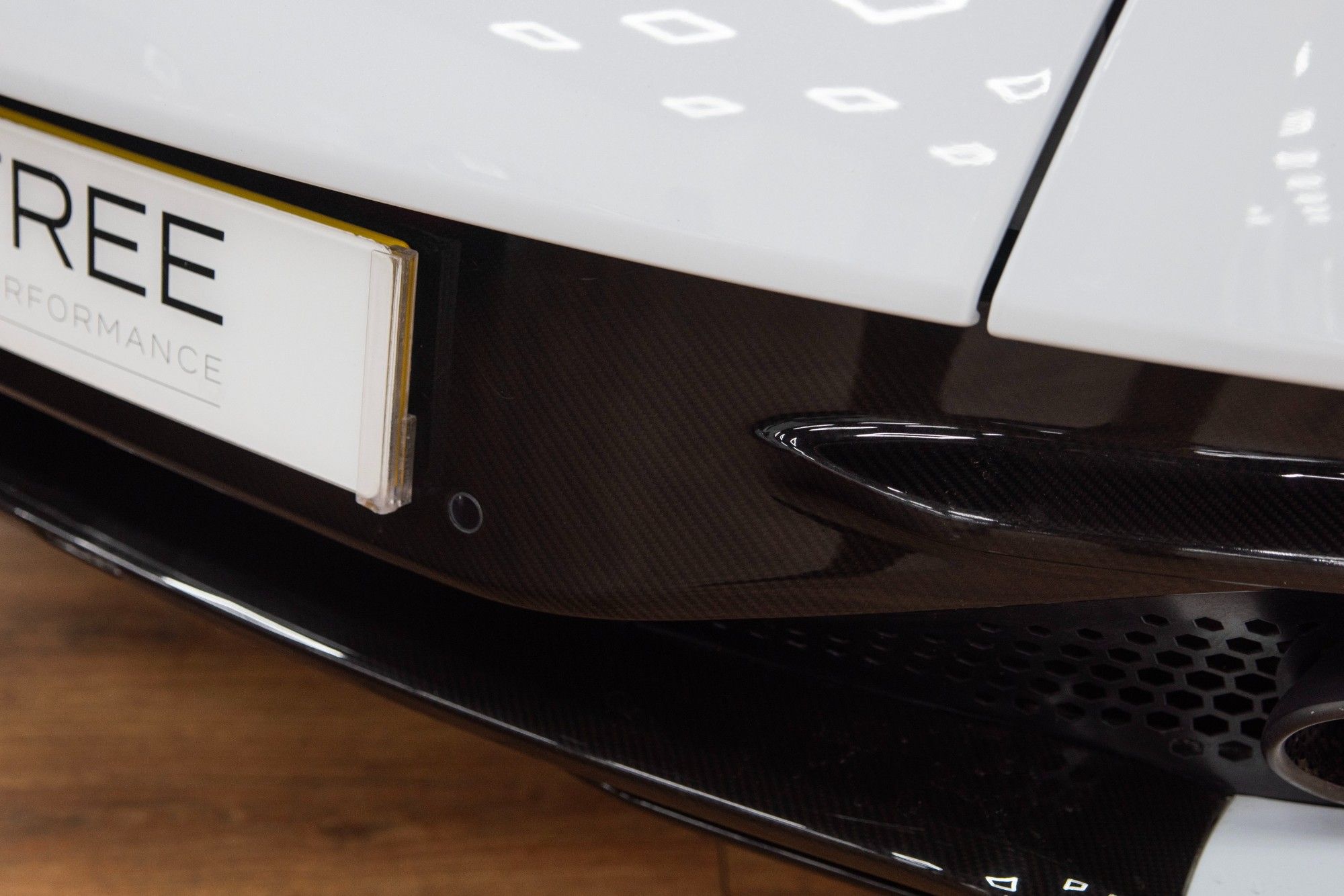 USED 2021 K ASTON MARTIN DBS 5.2 V12 BiTurbo Volante  