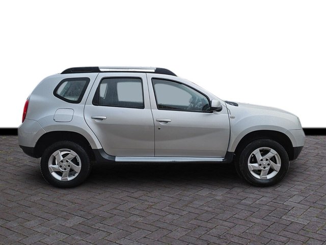 2013 Dacia Duster 1.5L Laureate 5dr - Photo 4