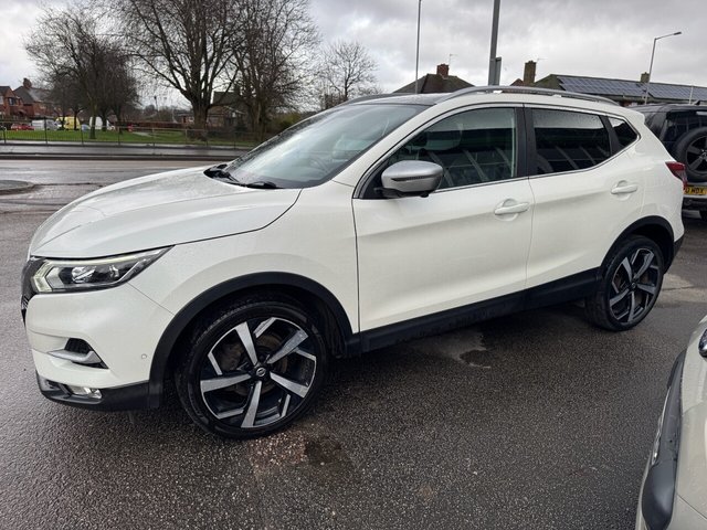 2018 Nissan Qashqai 1.3L Tekna+ 5dr - Photo 5