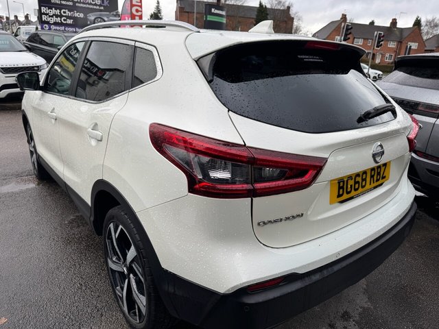 2018 Nissan Qashqai 1.3L Tekna+ 5dr - Photo 7