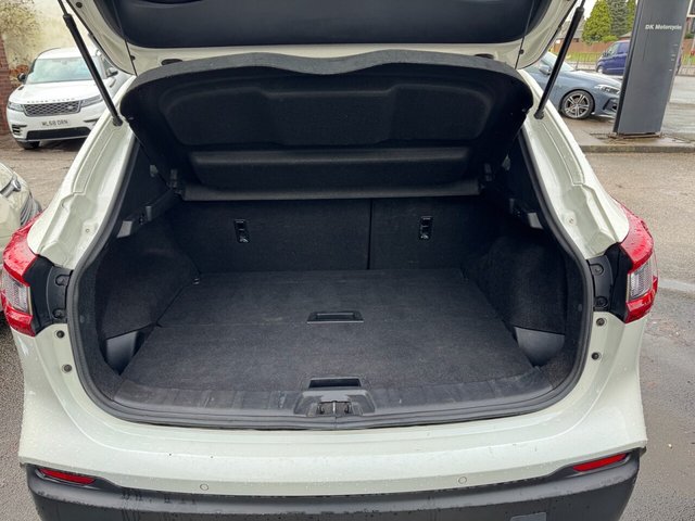 2018 Nissan Qashqai 1.3L Tekna+ 5dr - Photo 10