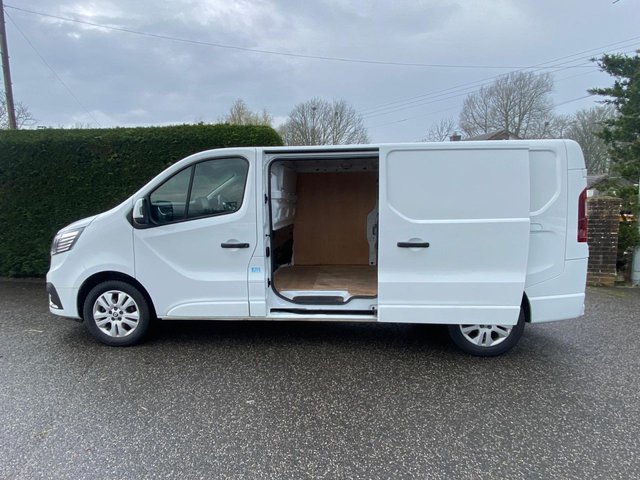 2024 RENAULT TRAFIC - Photo 6