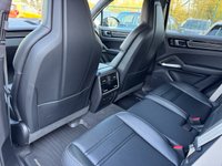 USED 2022 72 PORSCHE CAYENNE 4.0 V8 E-Hybrid 17.9kWh Turbo S SUV 5dr Petrol Plug-in Hybrid TiptronicS 4WD Euro 6 (s/s) (680 ps) Auto - Selectable Driving Modes - Satellite Navigation - Large Touchscreen Infotainment System - Reversing Camera - Front & Rear Parking Sensors.