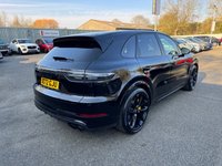 USED 2022 72 PORSCHE CAYENNE 4.0 V8 E-Hybrid 17.9kWh Turbo S SUV 5dr Petrol Plug-in Hybrid TiptronicS 4WD Euro 6 (s/s) (680 ps) Auto - Selectable Driving Modes - Satellite Navigation - Large Touchscreen Infotainment System - Reversing Camera - Front & Rear Parking Sensors.