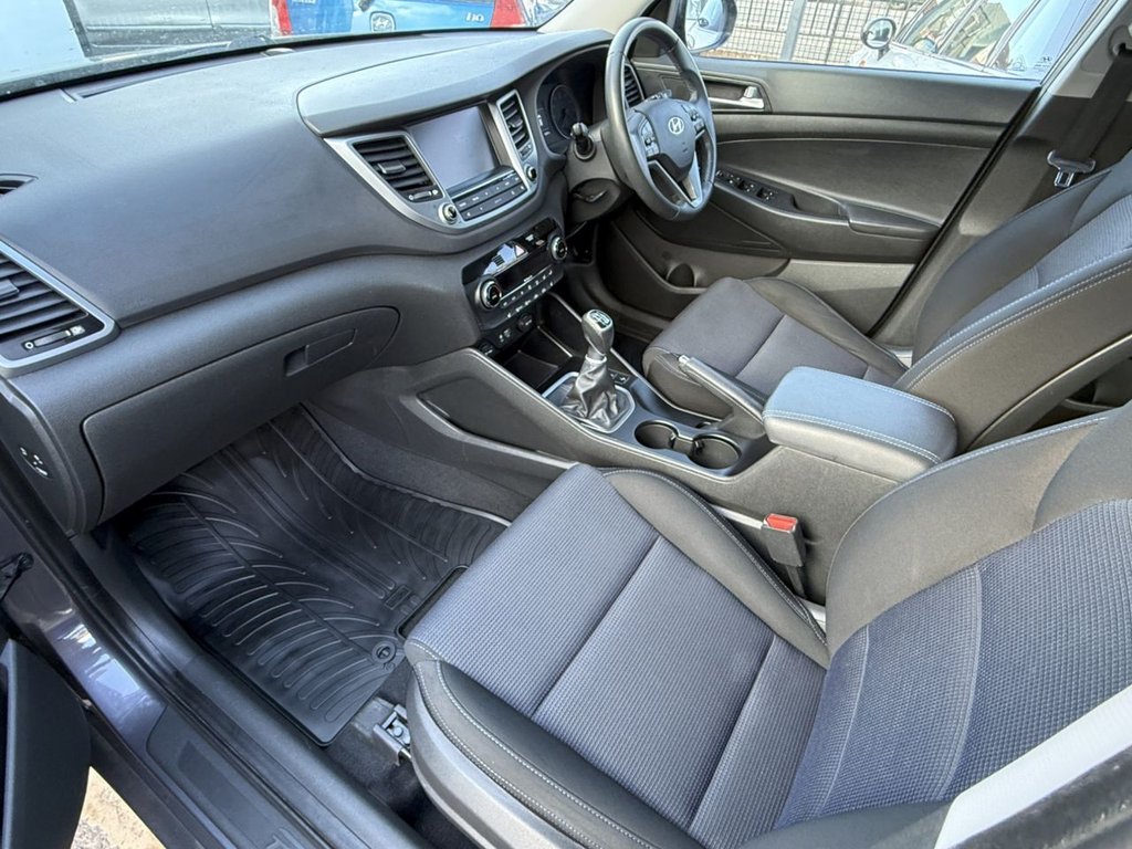 USED 2015 65 HYUNDAI TUCSON 1.6 GDi Blue Drive SE Nav SUV 5dr Petrol Manual Euro 6 (s/s) (132 ps) SAT NAV+REAR CAMERA+BLUETOOTH