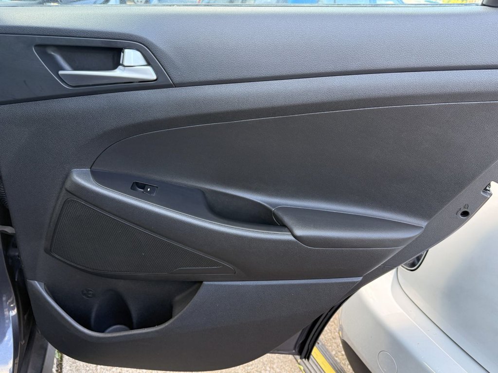 USED 2015 65 HYUNDAI TUCSON 1.6 GDi Blue Drive SE Nav SUV 5dr Petrol Manual Euro 6 (s/s) (132 ps) SAT NAV+REAR CAMERA+BLUETOOTH