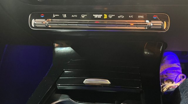 2022 MERCEDES-BENZ A-CLASS 1.3 A200 AMG Line Edition (Executive) Saloon 4dr Petrol 7G-DCT Euro 6 (s/s) (163 ps) 18" Alloys. Sat Nav. NightPack - Photo 12