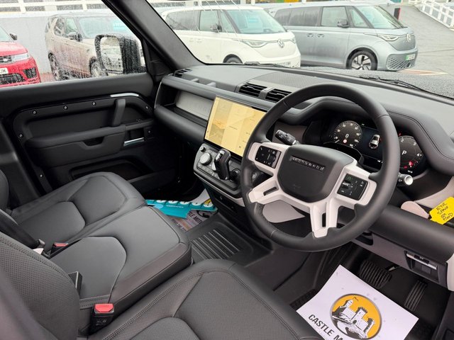 2026 Land Rover Defender 110 - Photo 11