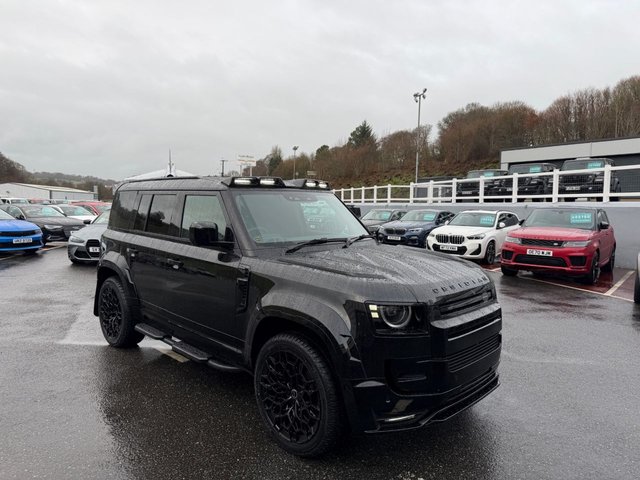 View our Land Rover Defender 110 D250 X-Dynamic SE HARDTOP by OBSIDIAN Commercial Model JUMP SEAT