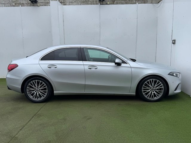 2021 Mercedes-Benz A-CLASS - Photo 3