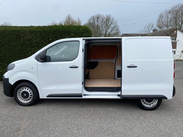 2024 VAUXHALL VIVARO - Photo 6