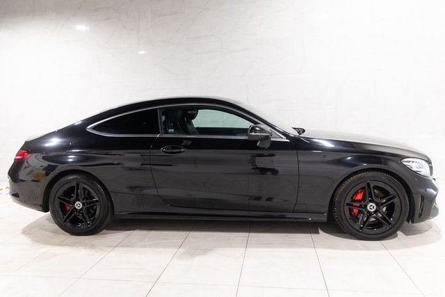 2020 Mercedes-Benz C-Class 2L Amg Line 2dr - Photo 3