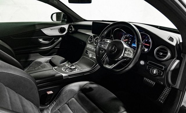 2020 Mercedes-Benz C-Class 2L Amg Line 2dr - Photo 2