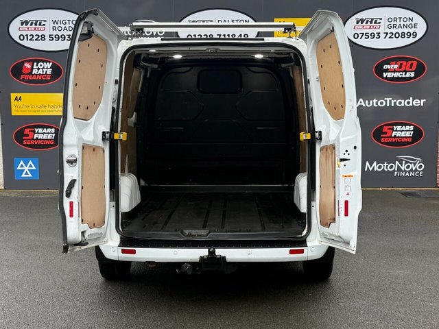 2020 Ford Transit Custom 2L Limited 5dr - Photo 8