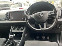 USED 2018 18 SKODA KAROQ 2.0 TDI SE L SUV 5dr Diesel Manual 4WD Euro 6 (s/s) (150 ps) FULL MAIN DEALER SERVICE HISTORY 2 KEYS BOOK PACK SERVICED IF REQUIRED AND A MINIMUM OF 9 MONTHS MOT WITHIN THE SALE