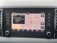 USED 2018 18 SKODA KAROQ 2.0 TDI SE L SUV 5dr Diesel Manual 4WD Euro 6 (s/s) (150 ps) FULL MAIN DEALER SERVICE HISTORY 2 KEYS BOOK PACK SERVICED IF REQUIRED AND A MINIMUM OF 9 MONTHS MOT WITHIN THE SALE