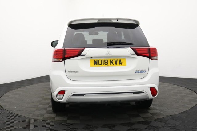 2018 Mitsubishi Outlander 2.4L 4h 5dr - Photo 6