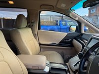 USED 2012 12 TOYOTA ALPHARD 2.4L PETROL HYBRID EXCELLENT CONDITION