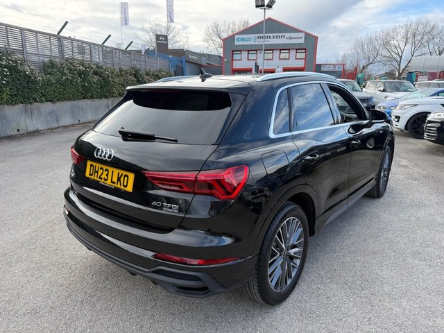 2023 AUDI Q3 2.0 TFSI 40 S line SUV 5dr Petrol S Tronic quattro Euro 6-1 OWNER FROM NEW FINISHED IN MYHTOS BLACK WITH BLACK HLAF LEATHER-SONOS SPEAKERS-HEATED SEATS-CAR PLAY-BLUETOOTH-CRUISE CONTROL-SATNAV-REVERSE CAMERA-DAB RADIO-ELECTRIC FOLDING MIRRORS-DUAL ZONE CLIMATE CONTROL - Photo 9