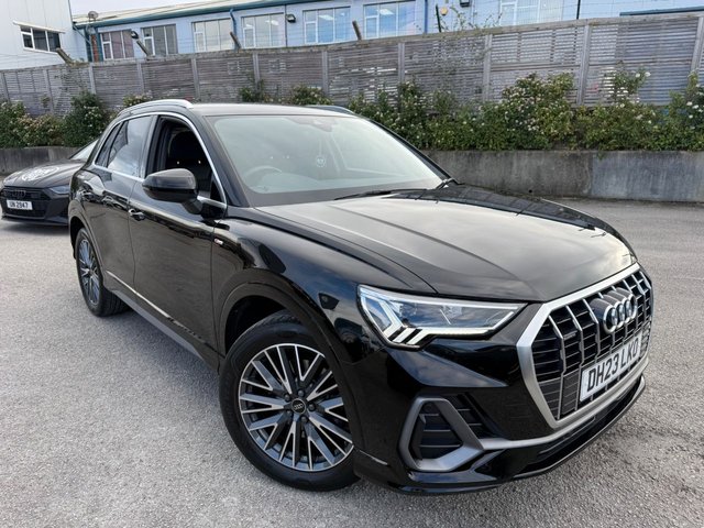 2023 AUDI Q3 2.0 TFSI 40 S line SUV 5dr Petrol S Tronic quattro Euro 6-1 OWNER FROM NEW FINISHED IN MYHTOS BLACK WITH BLACK HLAF LEATHER-SONOS SPEAKERS-HEATED SEATS-CAR PLAY-BLUETOOTH-CRUISE CONTROL-SATNAV-REVERSE CAMERA-DAB RADIO-ELECTRIC FOLDING MIRRORS-DUAL ZONE CLIMATE CONTROL - Photo 12