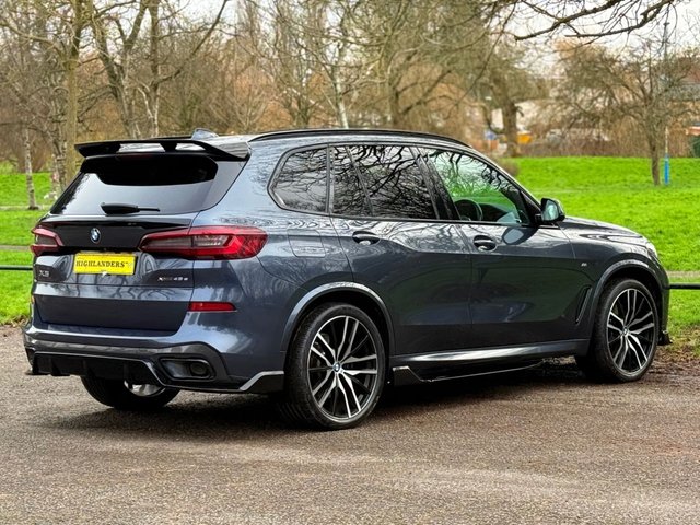 2020 BMW X5 2020 3.0 45E 24KWH M SPORT M PERFORMANCE KIT PAN ROOF HEAD UP H/KARDON 360 CAMERA PETROL PLUG-IN HYBRID AUTO XDRIVE EURO 6 (S/S) (394 PS) - Photo 4