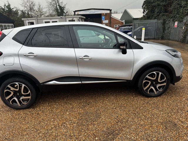 2015 RENAULT CAPTUR 1.5 dCi ENERGY Dynamique S Nav SUV 5dr Diesel Auto Euro 6 (s/s) (90 ps) - Photo 9