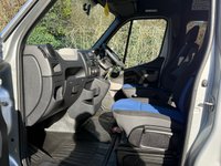 USED 2015 65 RENAULT MASTER 2.3 dCi 35 Business 125BHP FWD L3 H2 MEDIUM ROOF WAV DISABLED PASSENGER MINI BUS  AIRCON+TAILLIFT+DIRECT COUNCIL