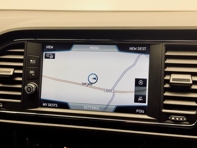 2018 Seat Leon 2L Cupra 300 5dr - Photo 12