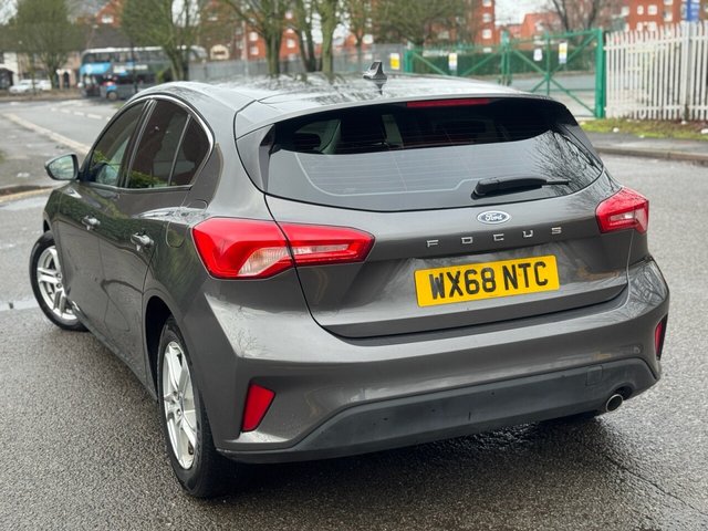 2018 Ford Focus 1.5L Zetec 5dr - Photo 5