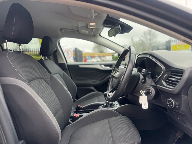 2018 Ford Focus 1.5L Zetec 5dr - Photo 9