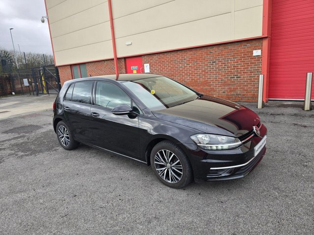 2018 VOLKSWAGEN GOLF - Photo 2