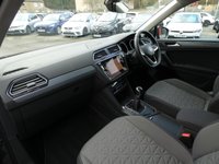 USED 2021 71 VOLKSWAGEN TIGUAN 1.5 TSI Life 5d 150 S/S SAT NAV, WIRELESS APP CONNECT FOR APPLE CARPLAY / ANDROID AUTO, LANE ASSIST, ADAPTIVE CRUISE CONTROL & SPEED LIMITER, DAB RADIO, BLUETOOTH, FRONT & REAR PARKING SENSORS, AUTO LIGHTS & WIPERS, AUTO HOLD, ELECTRIC HEATED DOOR MIRRORS, 18 INCH ALLOYS, BLACK ROOF RAILS, LEATHER FLAT BOTTOM MULTIFUNCTION STEERING WHEEL, 3  ZONE CLIMATE CONTROL A/C, ILLUMINATING VANITY MIRRORS, CLOTH INTERIOR, FRONT & REAR ARM RESTS, 1 OWNER, SERVICE HISTORY, MANUAL 6 SPEED GEARBOX, START STOP TECHNOLOGY