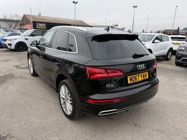 2017 AUDI Q5 2.0 TDI S line SUV 5dr Diesel S Tronic Quattro Euro 6 (s/s) (190 ps)-1 Owner Car From New-Finished In Brilliant Black Metallic-Heated Half Leather Upholstery-Drive Select-20 Inch Alloy Wheels-Auto Tailgate-Auto Headlights-Digital Dash-Heated Electric Folding Mirrors-Wireless Charging-Mfsw-Dual Climate Control-Cruise Control-Dab Radio-Bluetooth-Satnav-Superb Example. - Photo 5