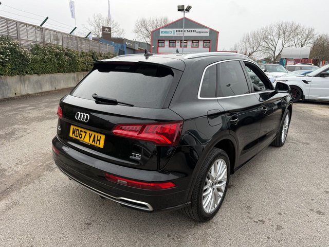 2017 AUDI Q5 2.0 TDI S line SUV 5dr Diesel S Tronic Quattro Euro 6 (s/s) (190 ps)-1 Owner Car From New-Finished In Brilliant Black Metallic-Heated Half Leather Upholstery-Drive Select-20 Inch Alloy Wheels-Auto Tailgate-Auto Headlights-Digital Dash-Heated Electric Folding Mirrors-Wireless Charging-Mfsw-Dual Climate Control-Cruise Control-Dab Radio-Bluetooth-Satnav-Superb Example. - Photo 9