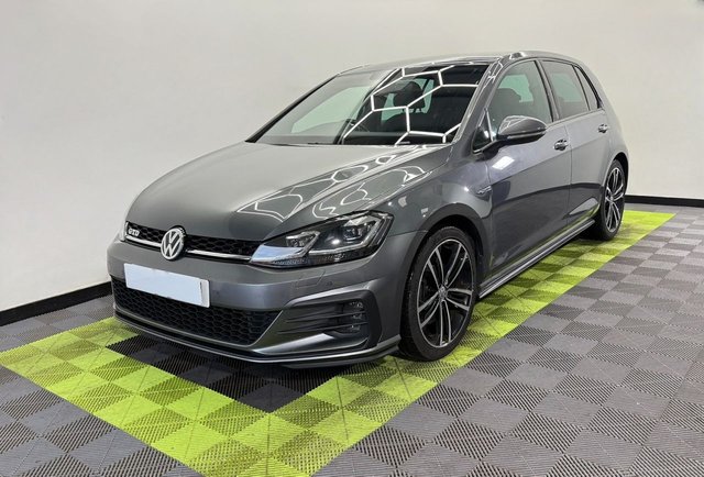 2017 VOLKSWAGEN GOLF