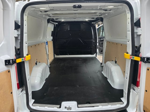 2020 FORD TRANSIT CUSTOM - Photo 3