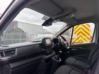 USED 2023 23 RENAULT TRAFIC 2.0 dCi Blue LL30 Extra Crew Van Double Cab 6dr Diesel Manual L2 H1 Euro 6 (s/s) (150 ps) We Supply Cars and Vans all over the Uk, with over 20 years experience, and 5 star Google reviews, we have an ever changing stock profile ! We now offer selected cars and vans for a limited time only at a price to go ! Each and every vehicle will have a mechanical check prior to collection and at least 6 months mot. We are based 5 minutes away from Hull train station just of the A63 on Rugby Street in Hull. Simply get in touch or call and see us for more information. Thank youWe are pleased to o