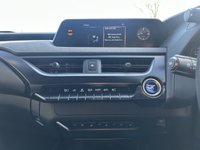 USED 2022 72 LEXUS UX 300e 54.3kWh SUV 5dr Electric Auto (204 ps) SAT NAV, CAMERA, HEATED SEATS