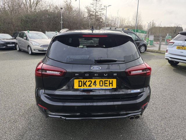 2024 Ford Focus 1L St-Line 5dr - Photo 4