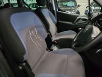 USED PEUGEOT HORIZON Wheelchair Access + 5 Seats