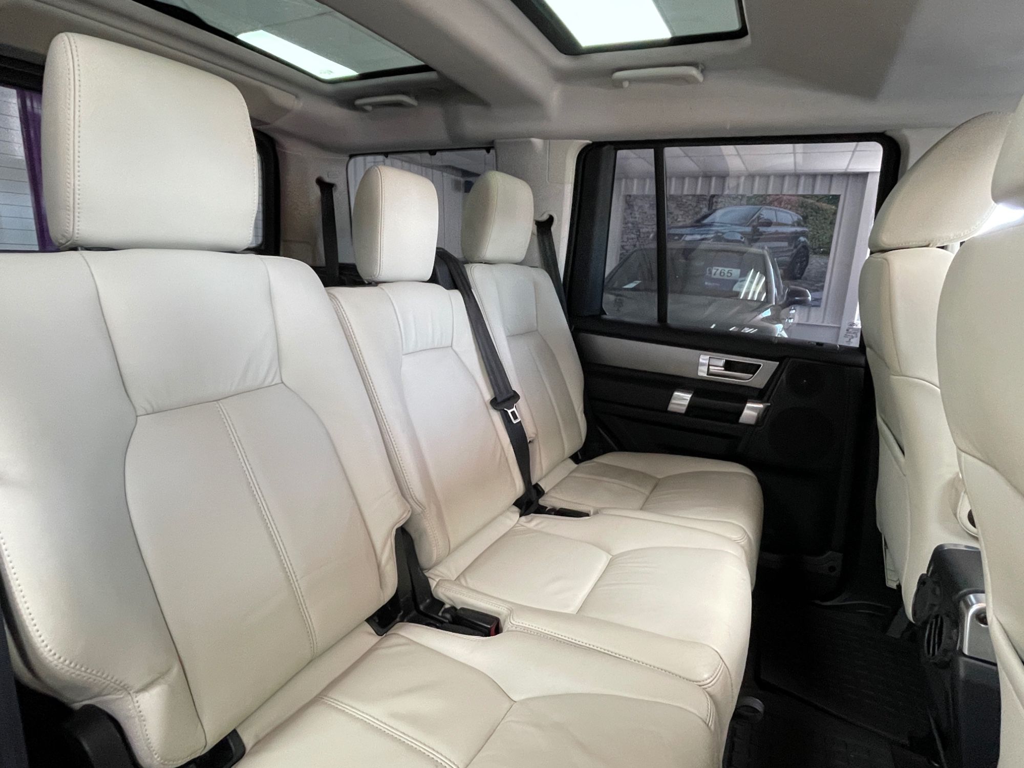 USED 2014 14 LAND ROVER DISCOVERY 4 3.0 SD V6 HSE SUV 5dr Diesel Auto 4WD Euro 5 (s/s) (255 bhp) 