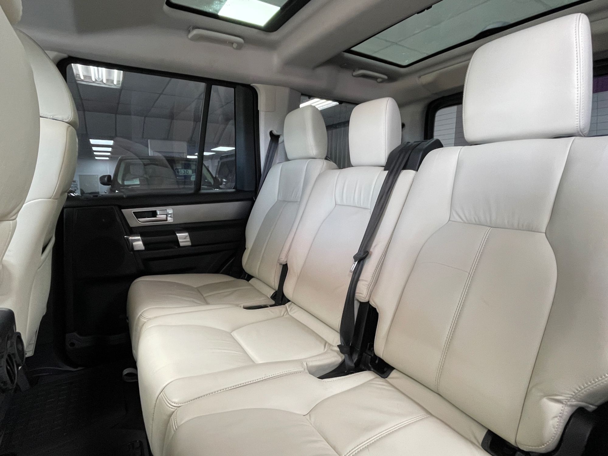 USED 2014 14 LAND ROVER DISCOVERY 4 3.0 SD V6 HSE SUV 5dr Diesel Auto 4WD Euro 5 (s/s) (255 bhp) 