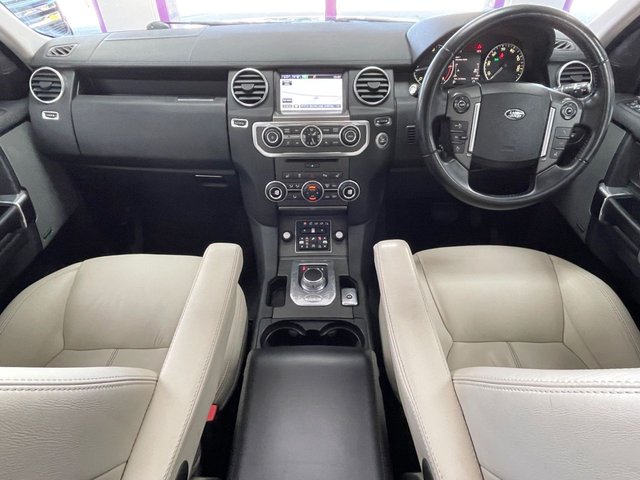 View our LAND ROVER DISCOVERY 4