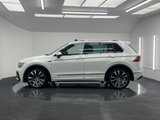 USED 2017 67 VOLKSWAGEN TIGUAN 2.0 TDI R-Line SUV 5dr Diesel DSG Euro 6 (s/s) (150 ps) HUGE SPEC VOLKSWAGEN TIGUAN 2.0 TDI R-LINE FINISHED IN PURE WHITE OF THE HIGHEST QUALITY + SERVICE HISTORY + SLIDING GLASS PANORAMIC ROOF + HEATED FRONT SEATS + DIGITAL DASH + SATELLITE NAVIGATION + REVERSE CAMERA WITH PARK ASSIST + 20IN ALLOY WHEELS + HALF LEATHER INTERIOR + FRONT & REAR PARKING SENSORS + LED HEADLIGHTS + SPORTS SUSPENSION + KEYLESS ENTRY WITH ELECTRIC BOOT + PRIVACY GLASS + DUAL CLIMATE CONTROL + AIR CONDITIONING + BLUETOOTH CONNECTIVITY + IN CAR ENTERTAINMENT