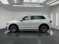 USED 2017 67 VOLKSWAGEN TIGUAN 2.0 TDI R-Line SUV 5dr Diesel DSG Euro 6 (s/s) (150 ps) HUGE SPEC VOLKSWAGEN TIGUAN 2.0 TDI R-LINE FINISHED IN PURE WHITE OF THE HIGHEST QUALITY + SERVICE HISTORY + SLIDING GLASS PANORAMIC ROOF + HEATED FRONT SEATS + DIGITAL DASH + SATELLITE NAVIGATION + REVERSE CAMERA WITH PARK ASSIST + 20IN ALLOY WHEELS + HALF LEATHER INTERIOR + FRONT & REAR PARKING SENSORS + LED HEADLIGHTS + SPORTS SUSPENSION + KEYLESS ENTRY WITH ELECTRIC BOOT + PRIVACY GLASS + DUAL CLIMATE CONTROL + AIR CONDITIONING + BLUETOOTH CONNECTIVITY + IN CAR ENTERTAINMENT