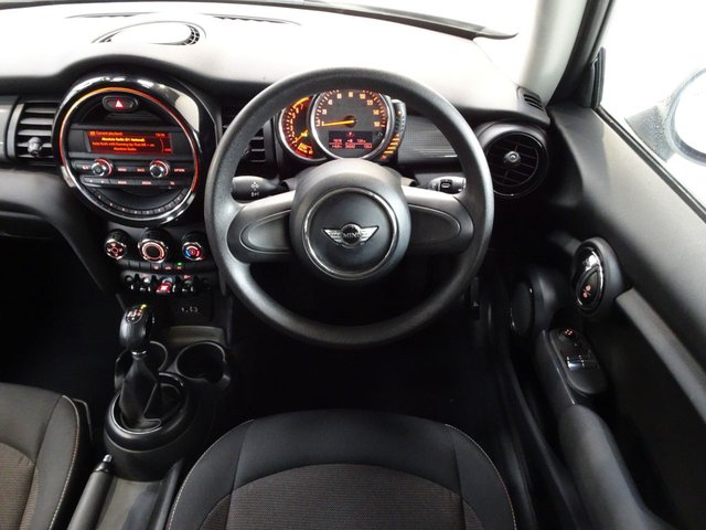 2014 MINI HATCH 1.5 Cooper Hatchback 3dr Petrol Auto Euro 6 (s/s) (136 ps) - Photo 6