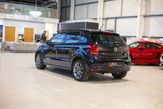 2015 Volkswagen Polo 1.2L SE Design 5dr - Photo 4