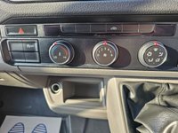 USED 2020 70 VOLKSWAGEN CRAFTER 2.0 TDI Luton, 57,700 miles, FSH, 2 owner, ULEZ Euro 6, 6-Speed Manual, Bluetooth Connectivity, Electric Taillift. +VAT @20%. Boasting exceptionally low mileage for its 2020 registration, this Volkswagen Crafter presents a compelling proposition.  This TDI CR35 Startline RWD LWB Euro 6 (s/s) 2dr model is equipped with a robust 2.0 litre diesel engine delivering a healthy 138 bhp, all while adhering to Euro 6 emissions standards and highlighting its low CO2 output.  For your peace of mind, it comes with a 3 month warranty and a full 12 months MOT will be provided upon purchase.  The interior features the Composition Aud