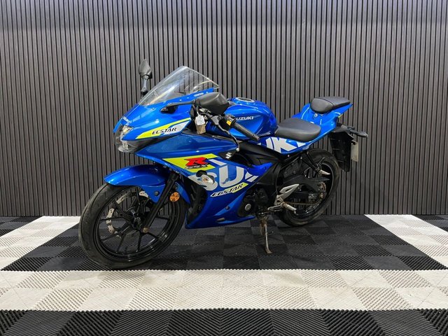 View our SUZUKI GSX-R125