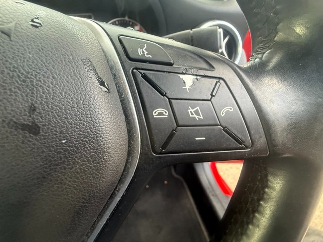 2015 Mercedes-Benz A-CLASS - Photo 10